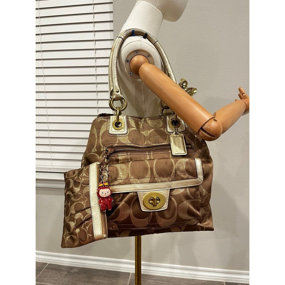 Coach Penelope shoulder bag with matching wallet